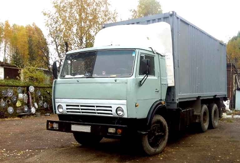 Заказать грузовой автомобиль для транспортировки мебели : Коробки Сумки из Белгорода в Краснодар